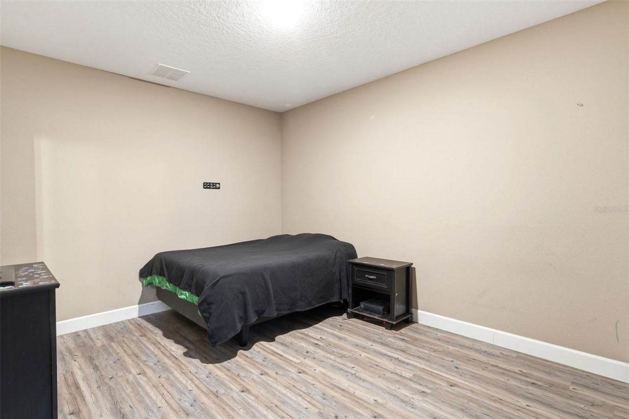 425 Spring Garden Avenue , De Leon Springs, FL 32130 Photo