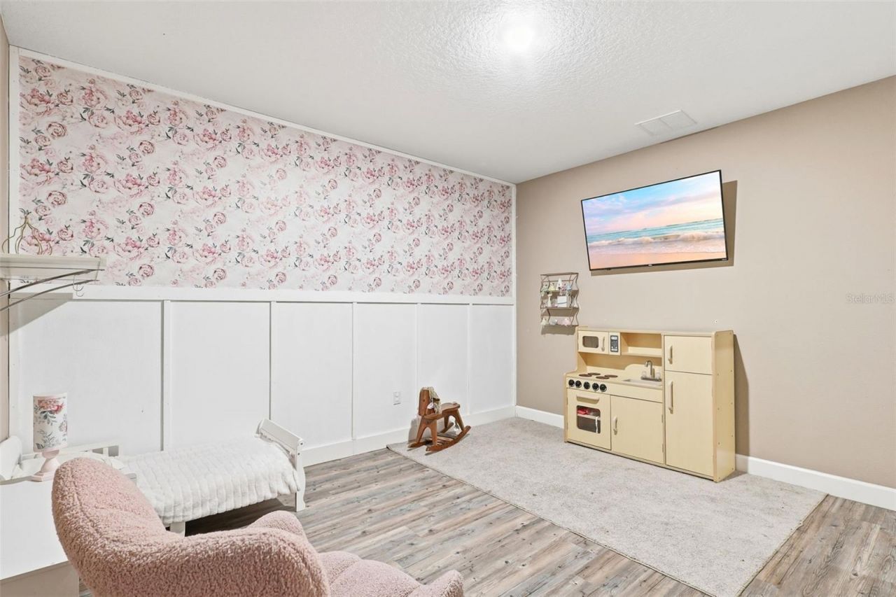 425 Spring Garden Avenue, De Leon Springs, FL 32130 Photo