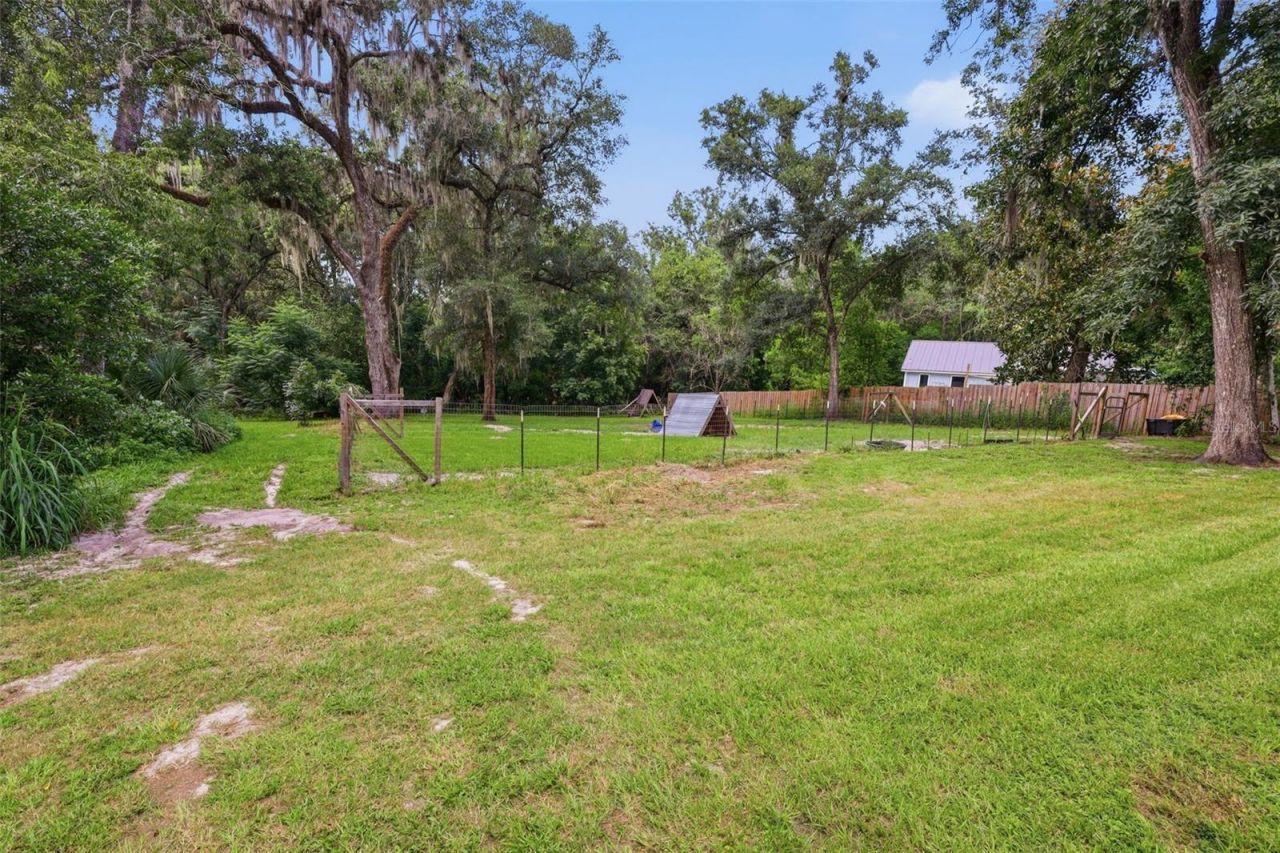 425 Spring Garden Avenue, De Leon Springs, FL 32130 Photo