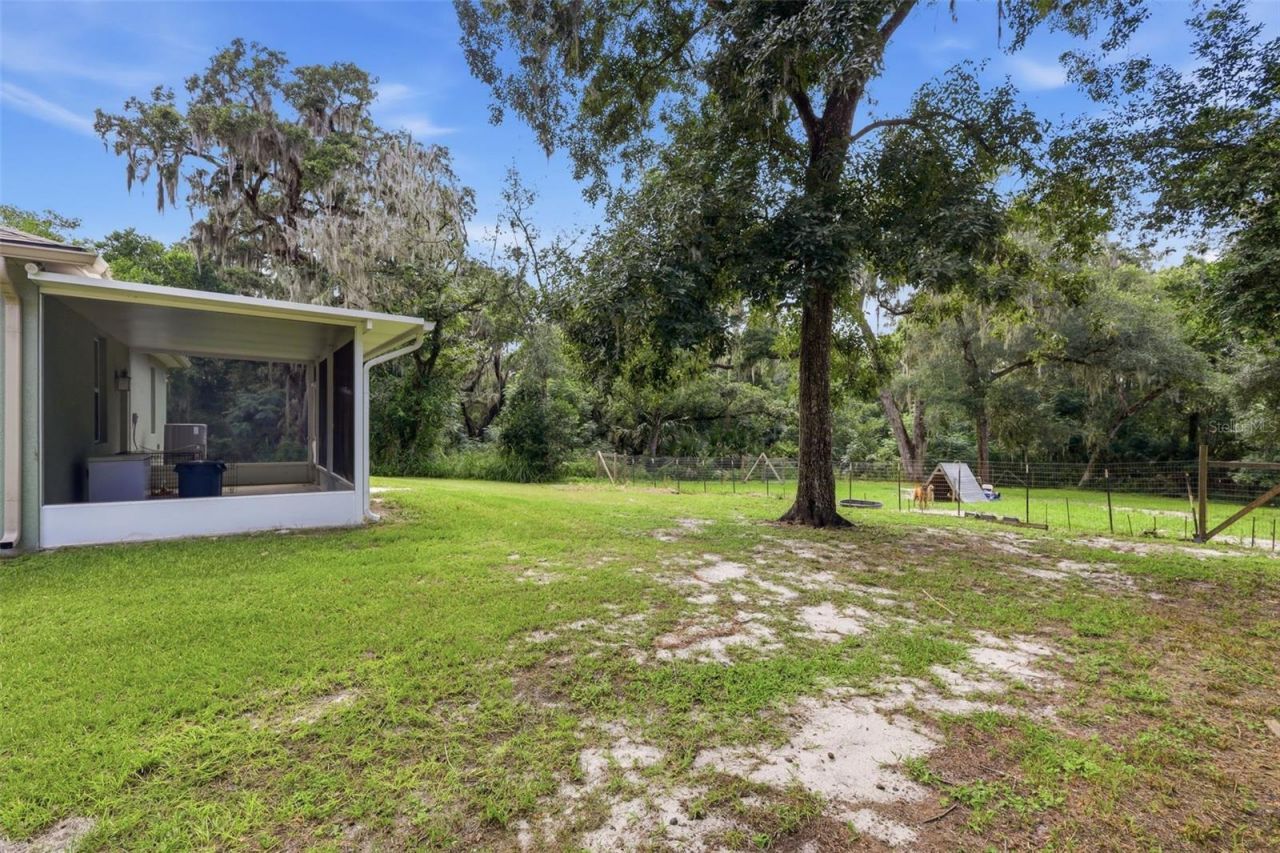425 Spring Garden Avenue, De Leon Springs, FL 32130 Photo