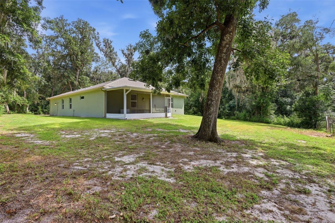 425 Spring Garden Avenue, De Leon Springs, FL 32130 Photo