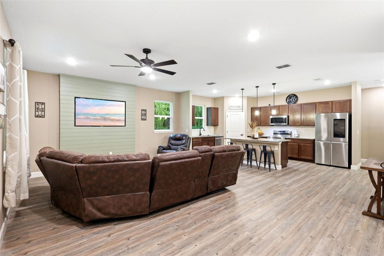 425 Spring Garden Avenue, De Leon Springs, FL 32130 Photo