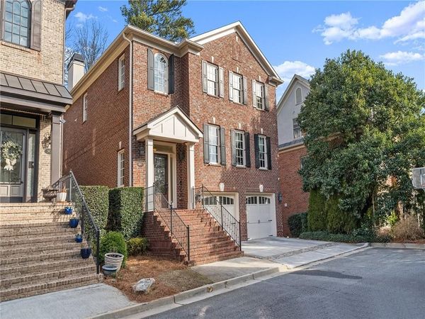 2601 Canterbury Trail , Atlanta, GA 30324