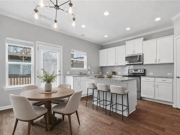 1708 Liberty Parkway NW, Atlanta, GA 30318