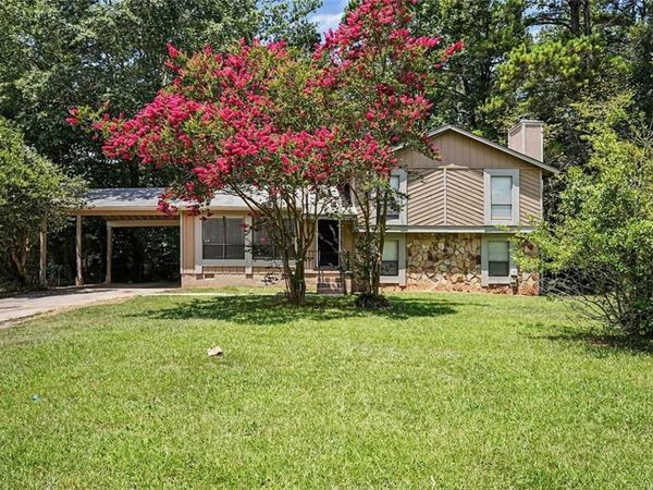 9262 Raven Drive , Jonesboro, GA 30238