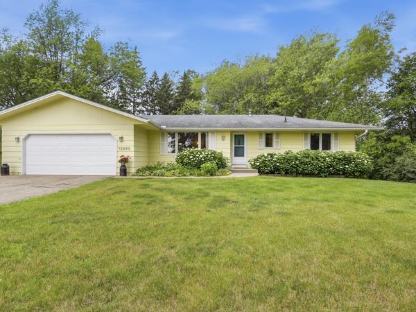 15590 Ridgemont Avenue SE, Prior Lake, MN 55372