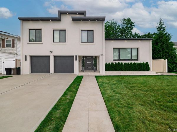 929 Jewel Drive , North Woodmere, NY 11581