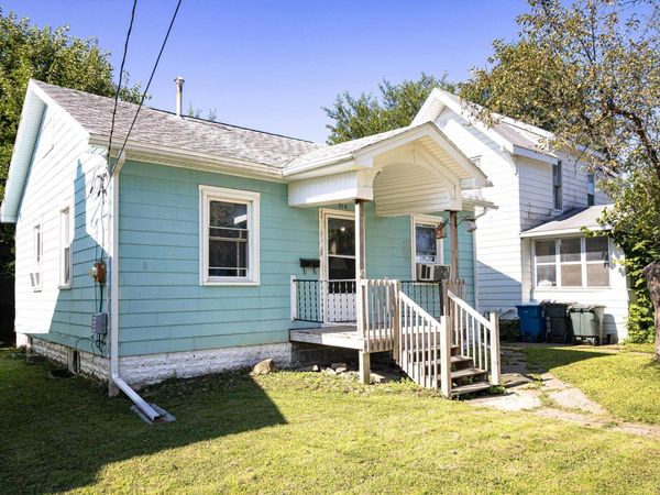 514 Pleasant Street, Waterloo, IA 50702