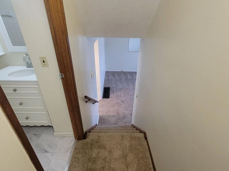 1392 E Mithoff Street , Columbus, OH 43206 Photo 20