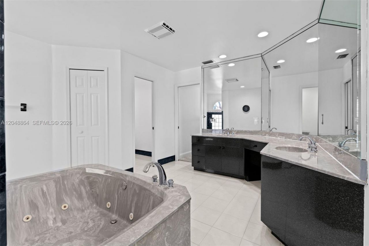 5242 NW 109th Ln , Coral Springs, FL 33076 Photo