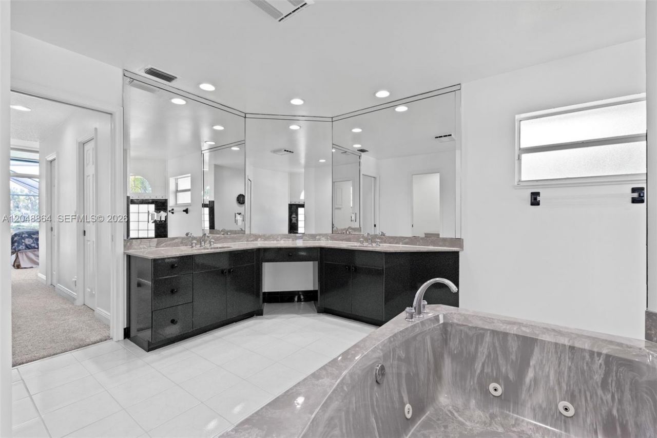 5242 NW 109th Ln , Coral Springs, FL 33076 Photo