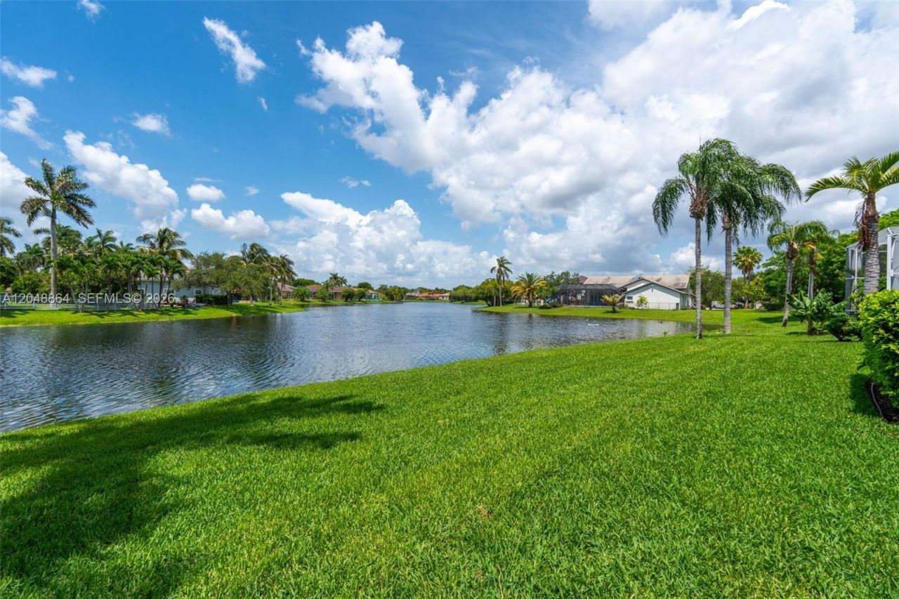 5242 NW 109th Ln , Coral Springs, FL 33076 Photo