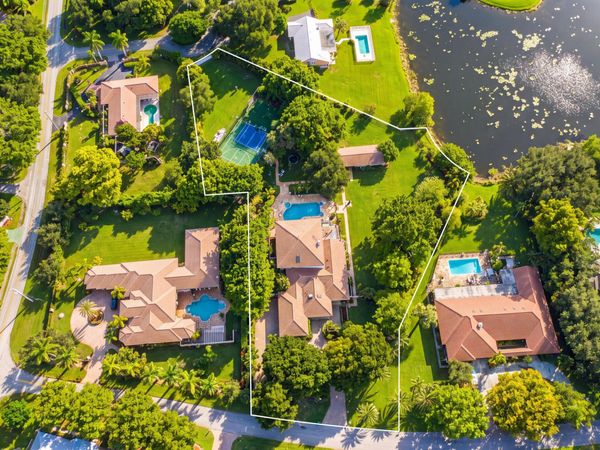 4351 NW 101ST Drive, Coral Springs, FL 33065