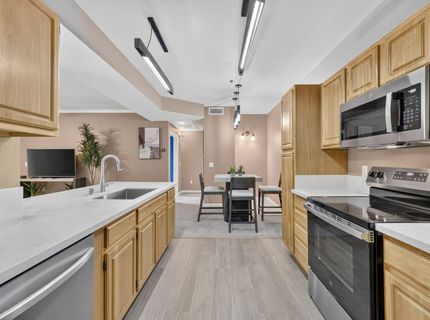 501 Gibson Dr #2424, Unit 2424, Roseville, CA 95678 Photo