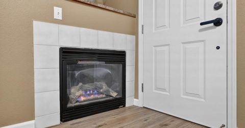 501 Gibson Dr #2424, Unit 2424, Roseville, CA 95678 Photo
