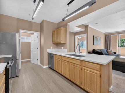 501 Gibson Dr #2424, Unit 2424, Roseville, CA 95678 Photo