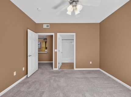 501 Gibson Dr #2424, Unit 2424, Roseville, CA 95678 Photo