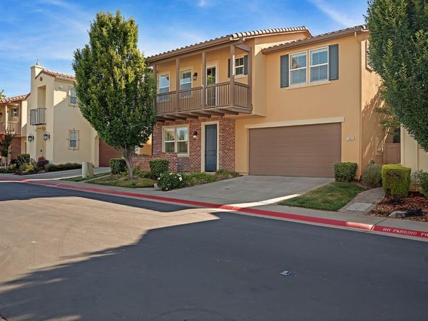 1360 Folsom Meadows Cir, Folsom, CA 95630