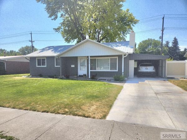 1472 Austin Avenue, IDAHO FALLS, ID 83404