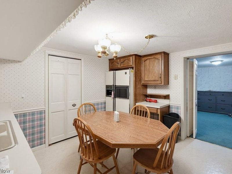 759 E Meadowlawn Boulevard, Seven Hills, OH 44131 Photo 29