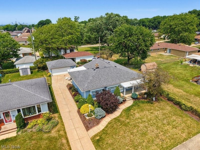 759 E Meadowlawn Boulevard, Seven Hills, OH 44131 Photo 43