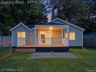 4539 Parker Drive, Howell, MI 48843