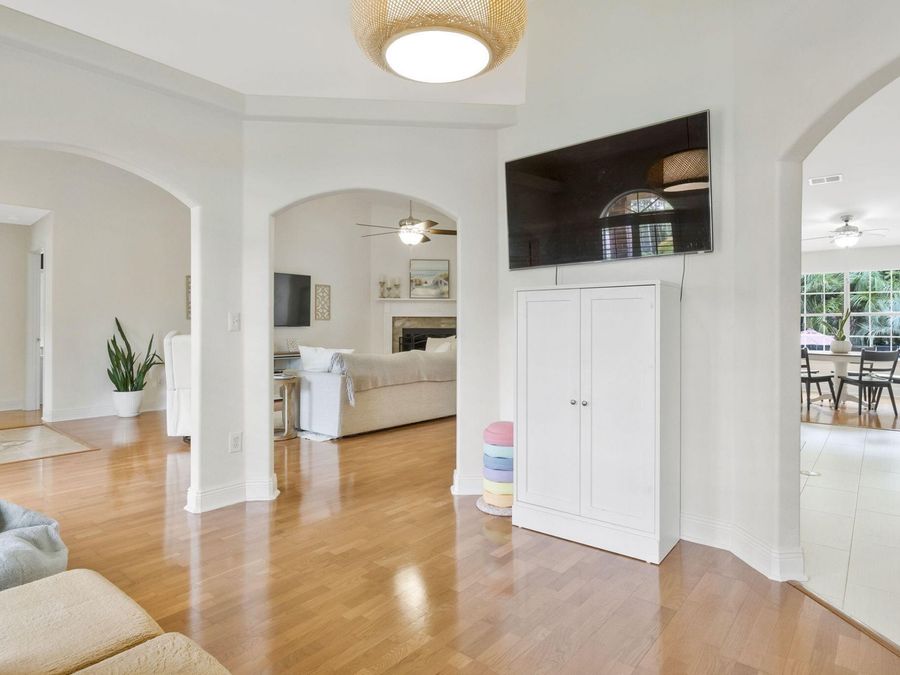 Property Image 79