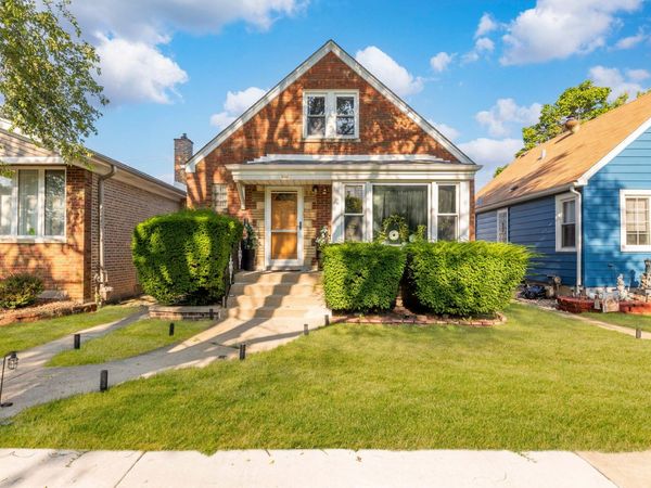 6152 S Mulligan Avenue, Chicago, IL 60638