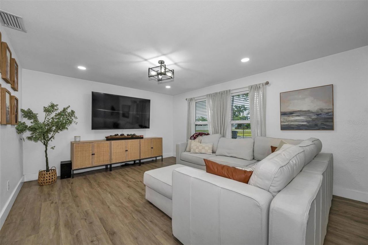 4350 45th Street N, Saint Petersburg, FL 33714 Photo