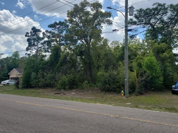 12083 LINDEN DRIVE , SPRING HILL, FL 34608