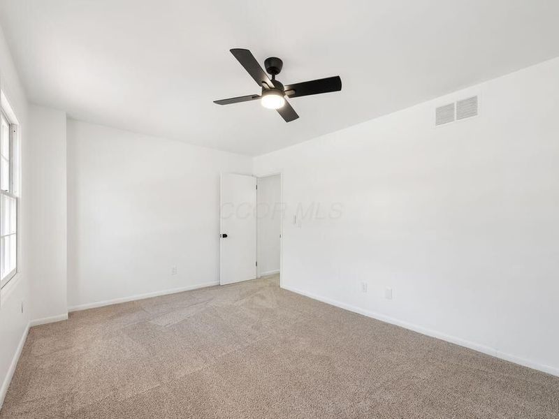 2348 Hardesty Court, Unit JA3, Columbus, OH 43204 Photo 11