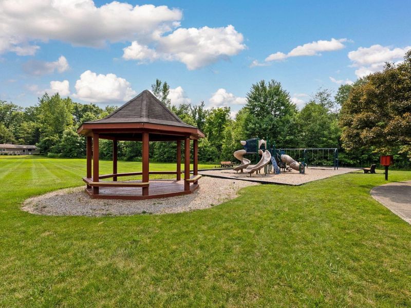 2621 Northmont Drive, Blacklick, OH 43004 Photo 71