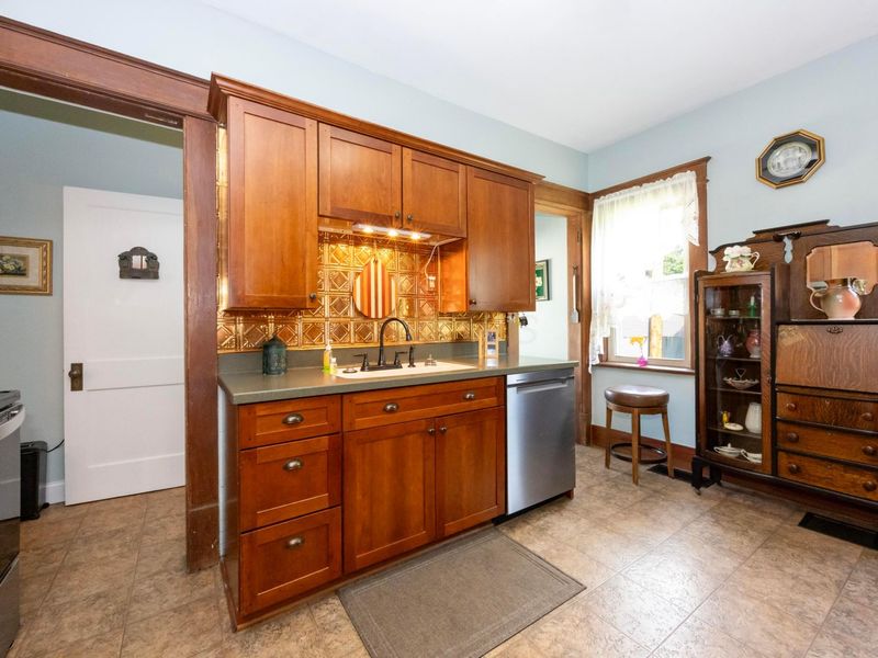 401 N Mount Vernon Avenue, Loudonville, OH 44842 Photo 11