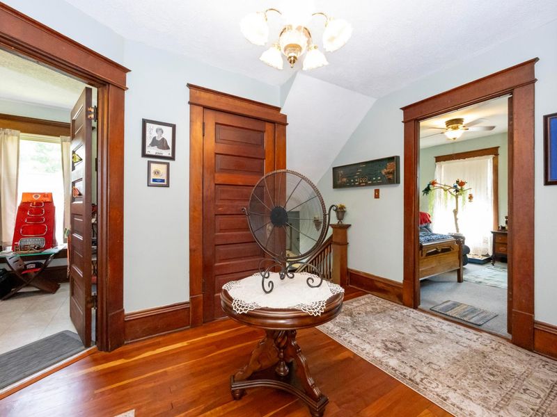 401 N Mount Vernon Avenue, Loudonville, OH 44842 Photo 18