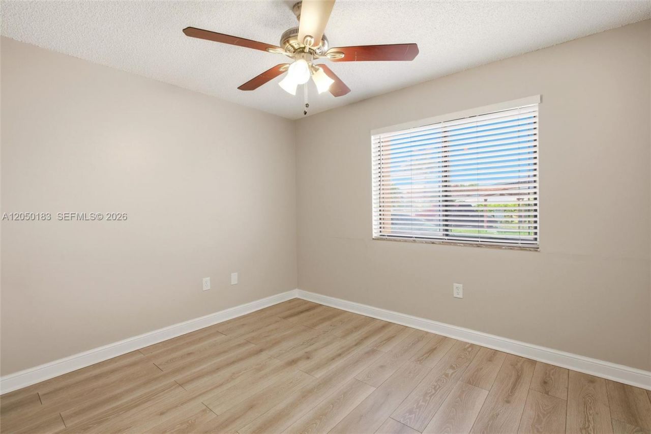 2555 W 65th St , Hialeah, FL 33016 Photo