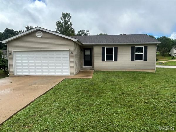 110 Autumn Oaks , St Clair, MO 63077