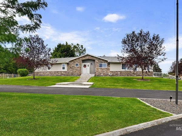 15604 Orchard Ave, Caldwell, ID 83607