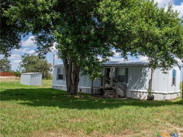102 Harrison Street , Victoria, TX 77904