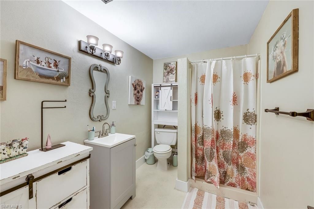 1007 Wilshire Dr , Fort Myers, FL 33919 Photo