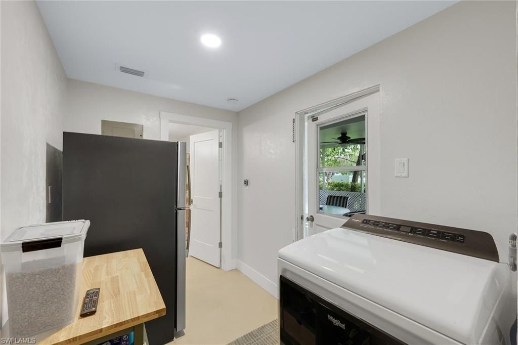 1007 Wilshire Dr , Fort Myers, FL 33919 Photo