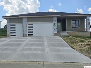 11010 N 161 Street, Bennington, NE 68007