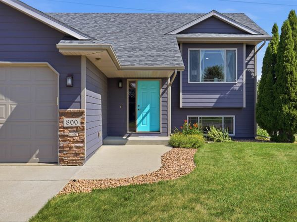 800 Kent St, Harrisburg, SD 57032