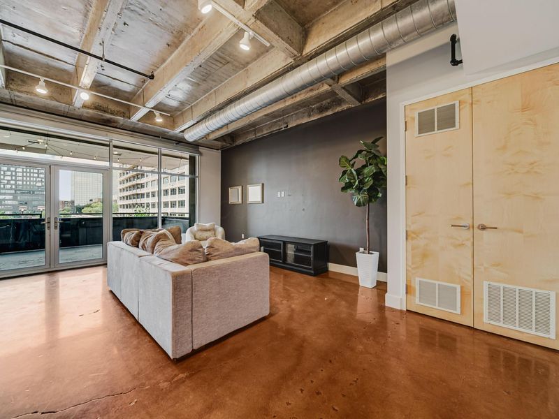 199 S 5th Street, Unit 405, Columbus, OH 43215 Photo 13