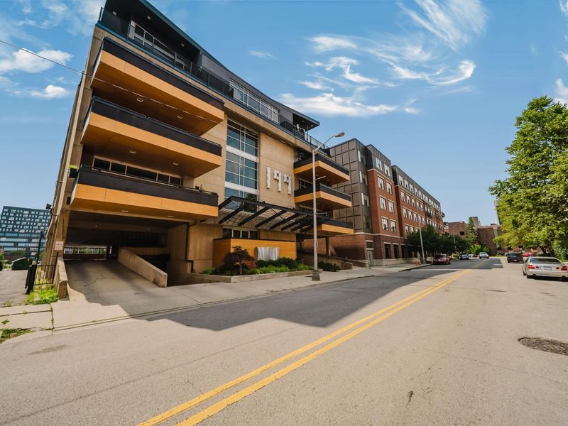 199 S 5th Street, Unit 405, Columbus, OH 43215 Photo 2