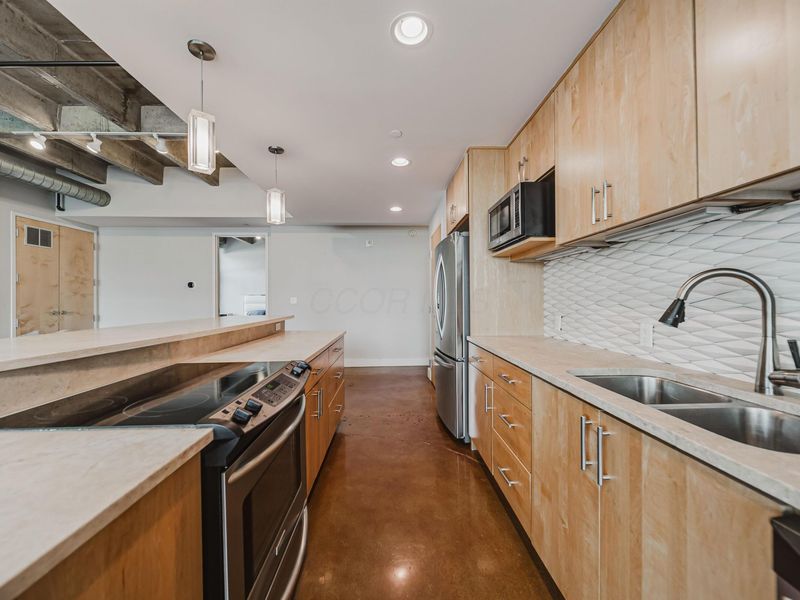 199 S 5th Street, Unit 405, Columbus, OH 43215 Photo 6