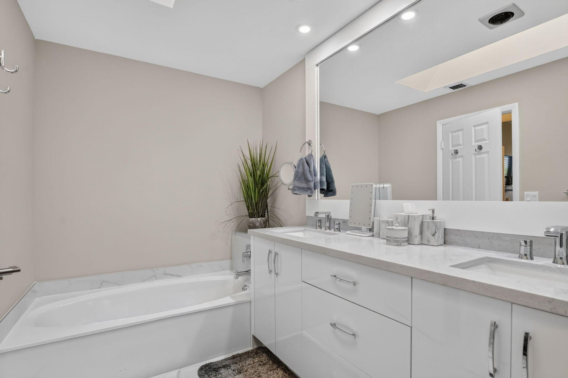 7535 La Paz Boulevard, Unit 306, Boca Raton, FL 33433 Photo