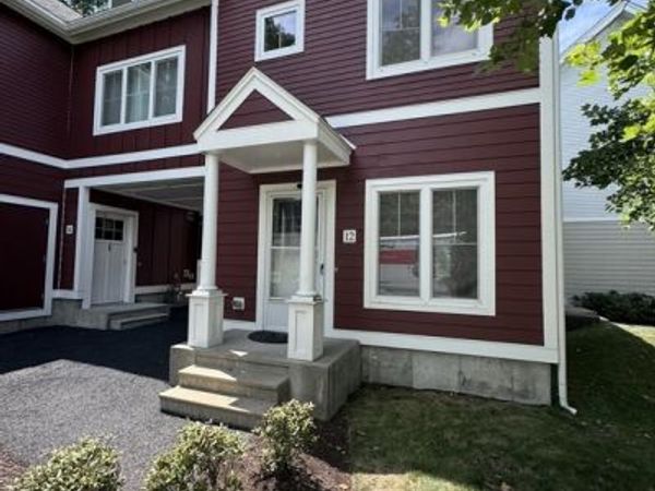 12 W Main St, Unit 12, Boston, MA 02126
