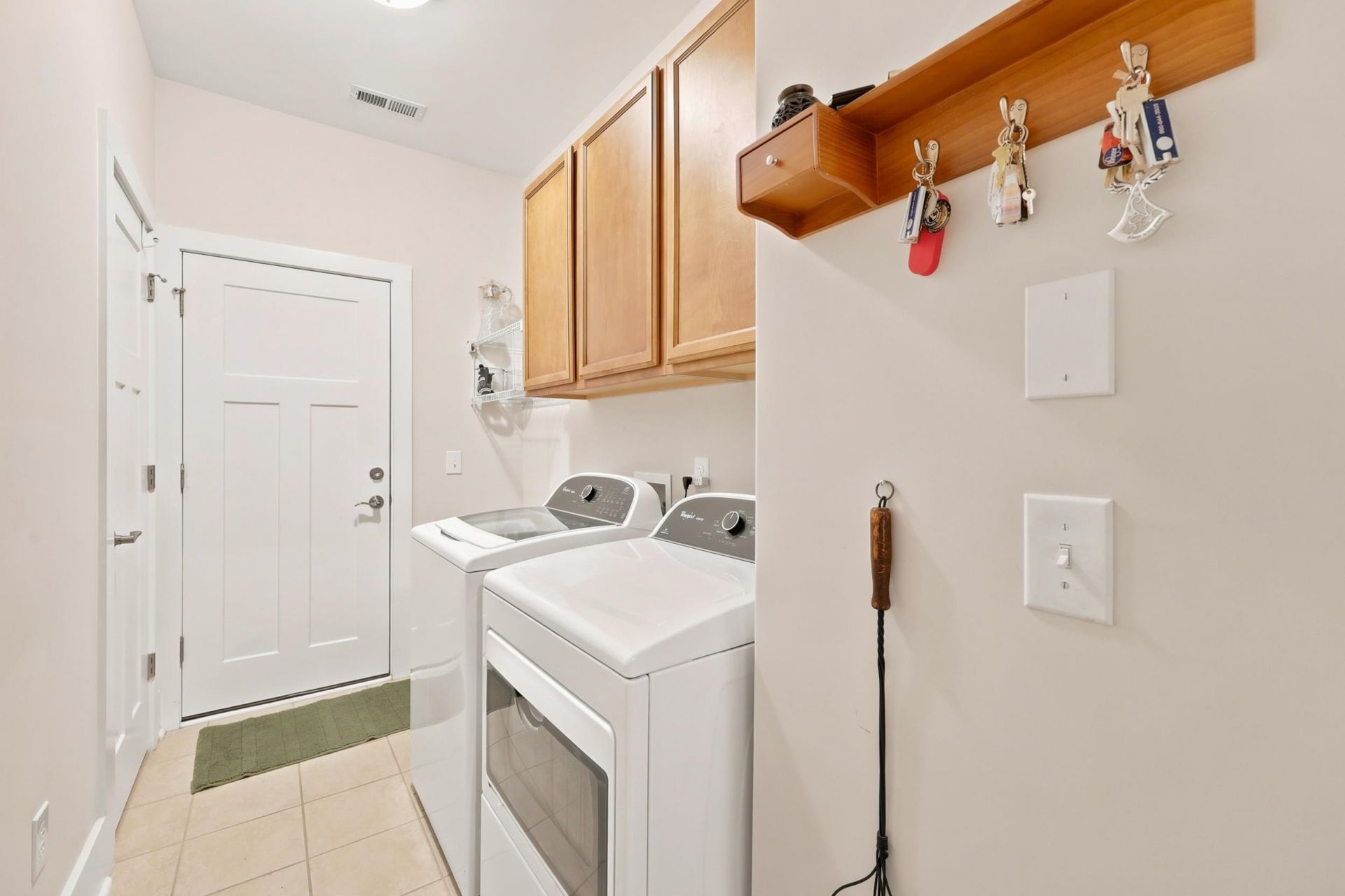 281 Outboard Dr. Photo 24