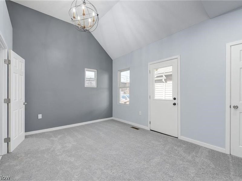 3290 W 23rd Place, Cleveland, OH 44109 Photo 13