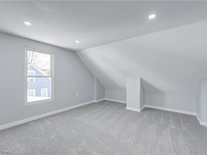 3290 W 23rd Place, Cleveland, OH 44109 Photo 17